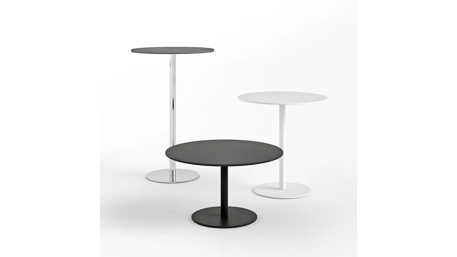 Tavolino Round con top in laminato e base in acciaio di Infiniti