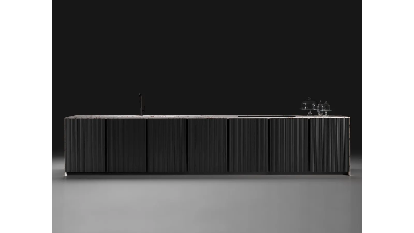 Cucina Design a isola KU45 Stripe in legno Nero con top e fianchi in marmo Melbourne di Key Cucine